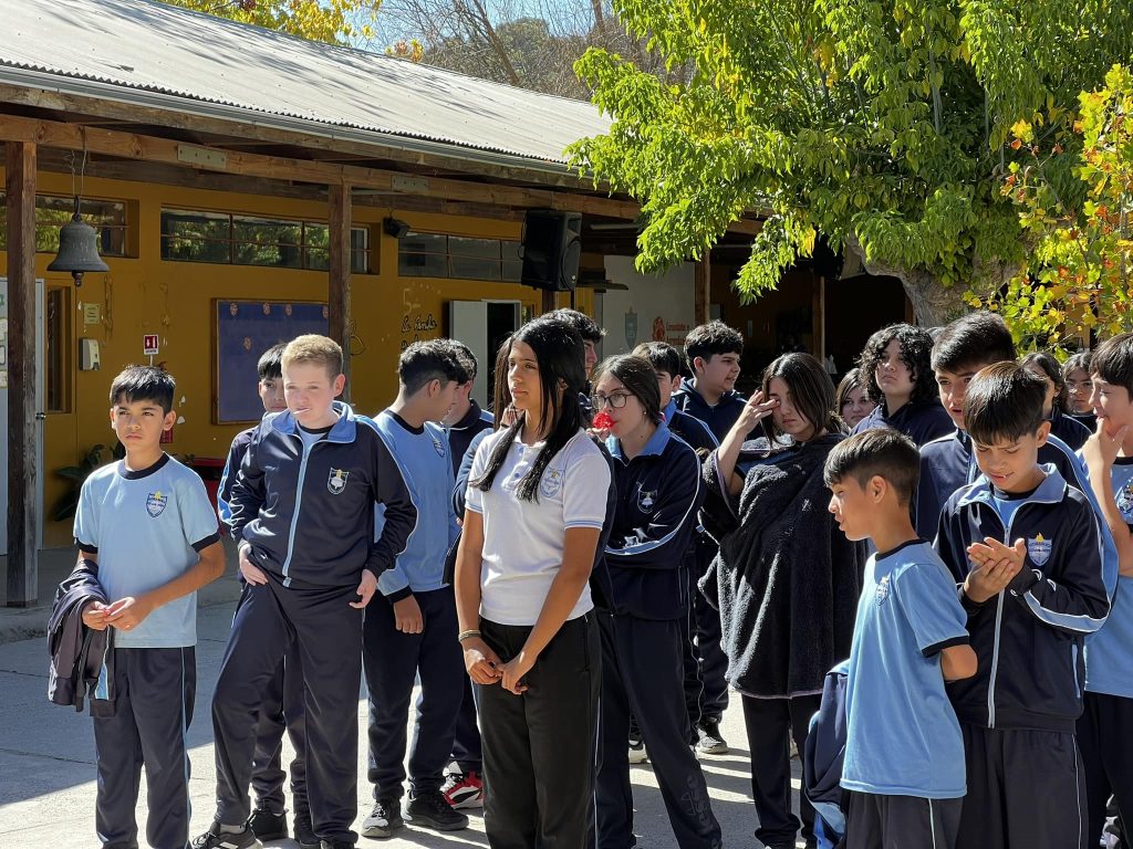 asesoría orientada a fortalecer áreas claves como la gestión pedagógica, la convivencia escolar, la inclusión, el liderazgo y la implementación de tecnologías educativas
